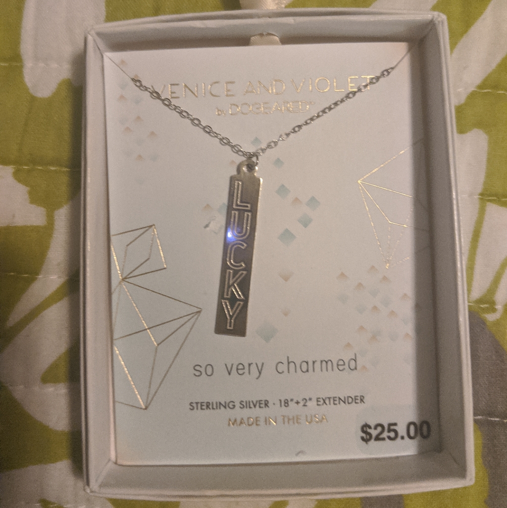 Necklace 15$